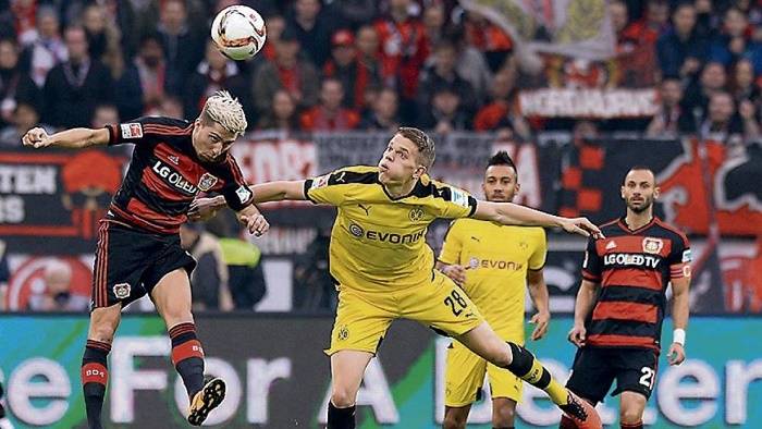  阿森纳半场丢三球崩盘，阿尔特塔怒批防守  